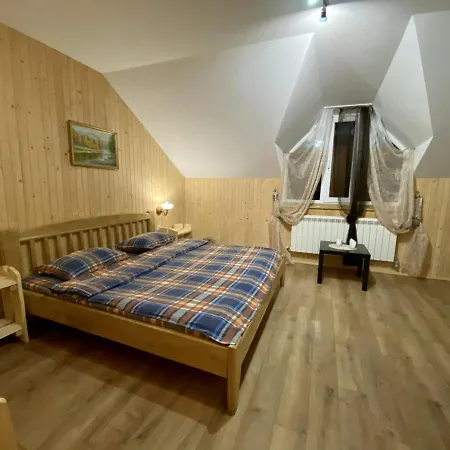 карпатський замок فندق