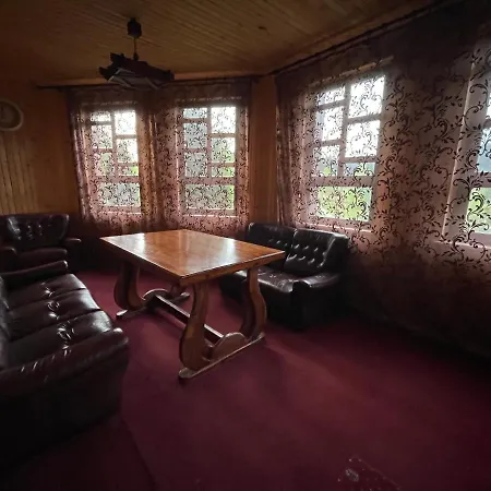 карпатський замок Rozluch