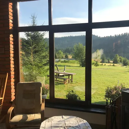 فندق карпатський замок
