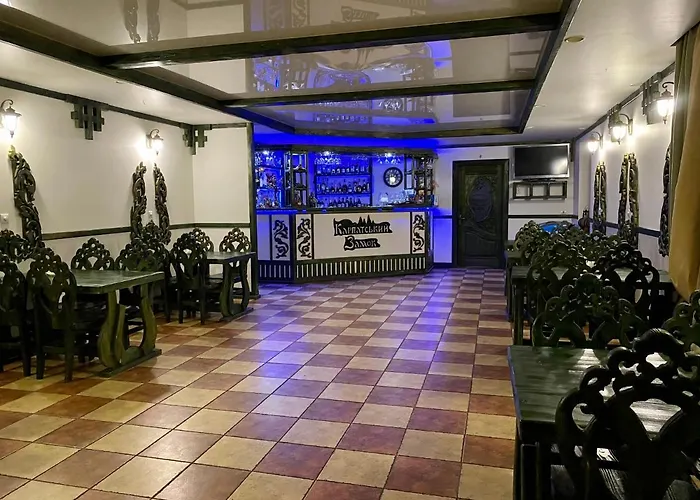 Hotel карпатський замок