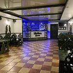 Hotel карпатський замок