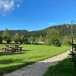 карпатський замок Hotel
