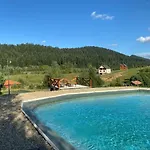 Hotel карпатський замок Rozluch