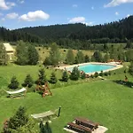 карпатський замок Hotel Rozluch