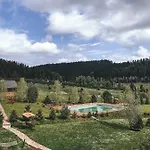 карпатський замок Hotel *