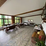 карпатський замок Hotel *