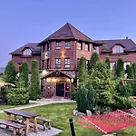 карпатський замок Hotel Rozluch