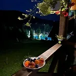 карпатський замок Hotel *