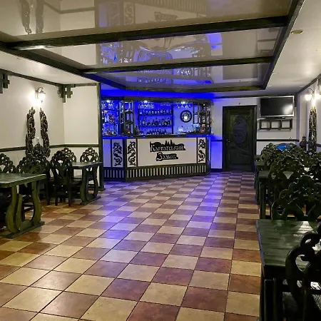 מלון карпатський замок
